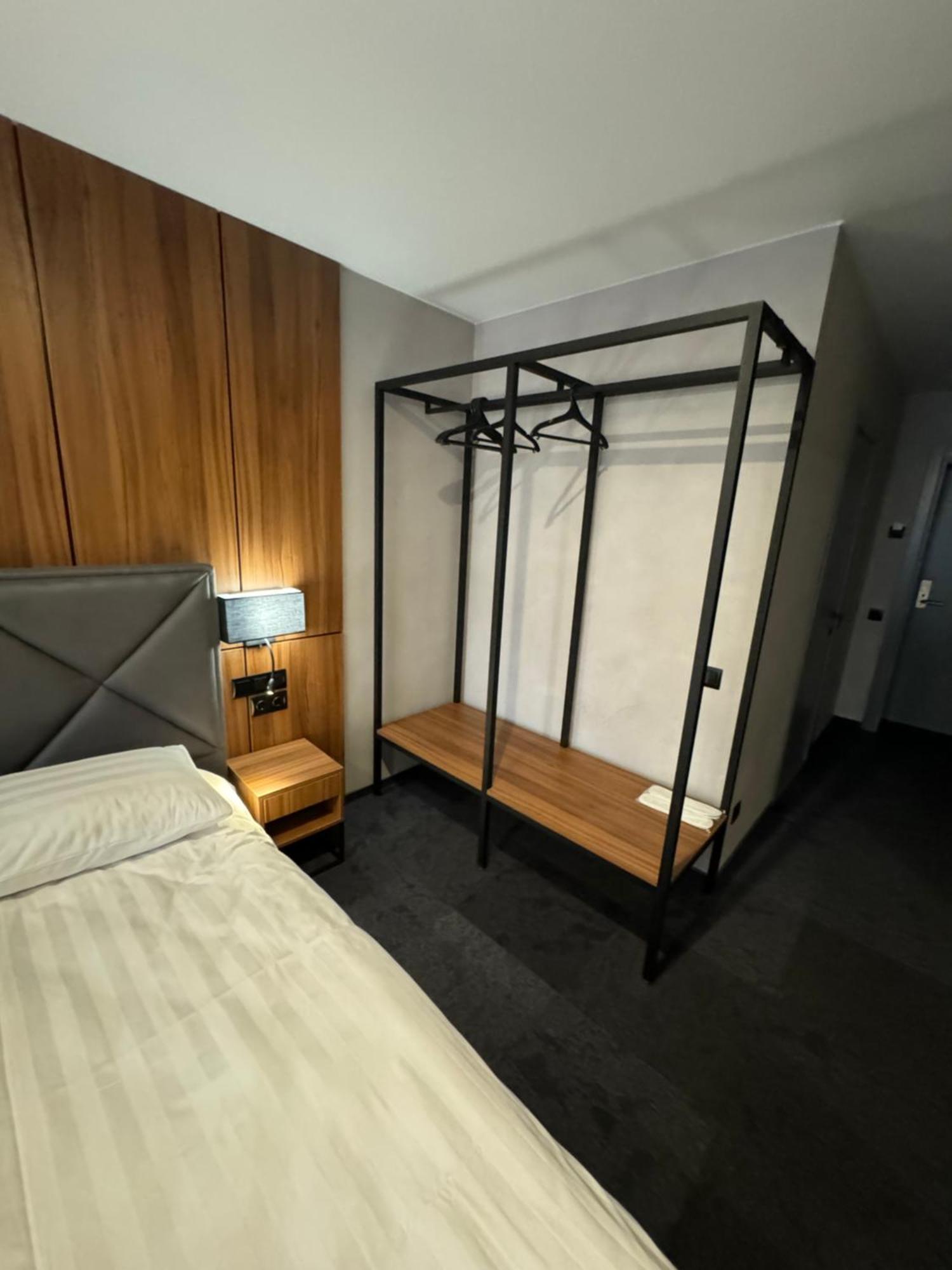 Alir Hotell Zjytomyr Eksteriør bilde