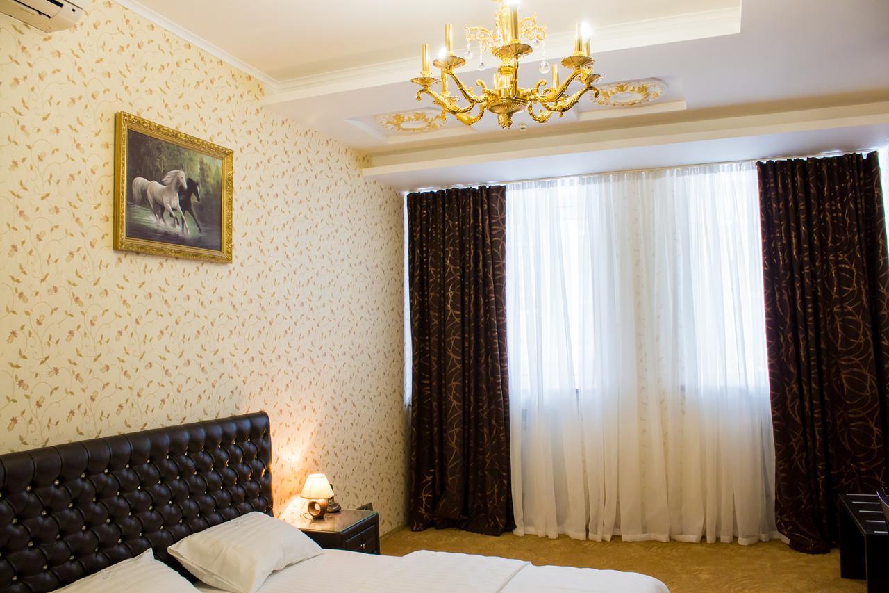 Alir Hotell Zjytomyr Eksteriør bilde